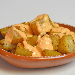 patatas-bravas-greek-style-2425515.jpg