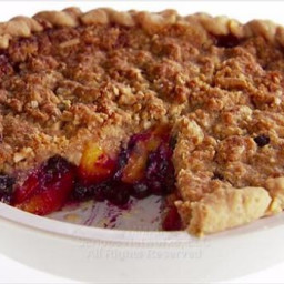 Peach and Blueberry Crumb Pie