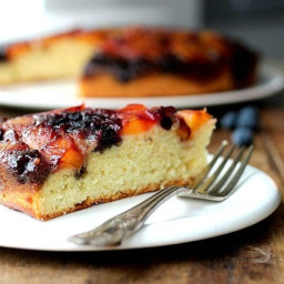 peach-blueberry-upside-down-cake-1740361.jpg