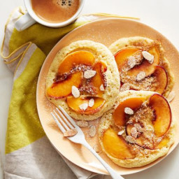 Peach Cobbler Pancakes