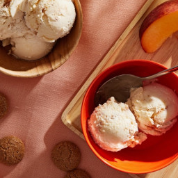 Peach Ice Cream With Amaretti and Ginger
