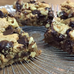 Peanut Butter/Chocolate Chip Cookie Bars