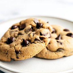 peanut-butter-chocolate-chip-cookies-2462541.jpg