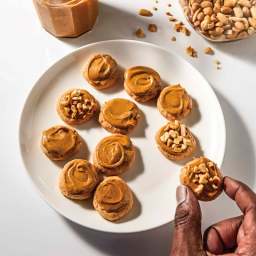 Peanut butter cookies with crushed peanuts