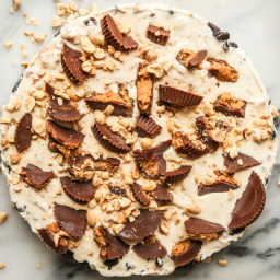 Peanut Butter Ice Cream Pie - Hold on to Your Lips
