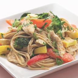 peanut-noodles-with-shredded-chicken-and-vegetables-1816844.jpg