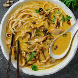 Peanut Satay Noodle Soup