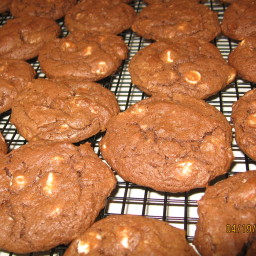 Pearls 'N Chocolate Cookies