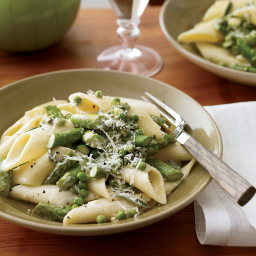Penne with Asparagus, Sage and Peas Recipe