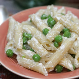 Penne with Ricotta and Peas