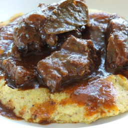 Peposo beef cheeks braised in pepper and red wine