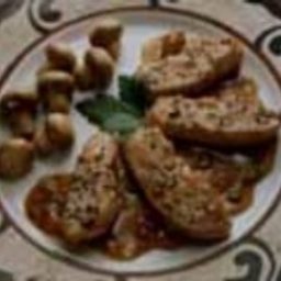 Peppered Turkey Medallions with Chutney Sauce