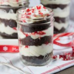 Peppermint Chocolate Cupcakes In A Jar