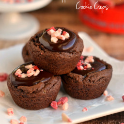 Peppermint Chocolate Truffle Cookie Cups