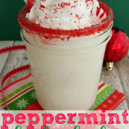 peppermint-white-hot-chocolate-recipe-1348967.png