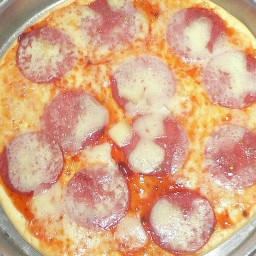 Pepperoni Deep Dish Pizza