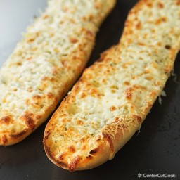 perfect-cheesy-garlic-bread-1210839.jpg