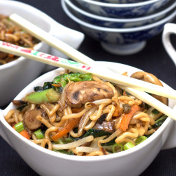 Perfect Chinese Noodles {Lo Mein}