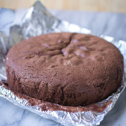 perfect-chocolate-sponge-cake-2330449.jpg