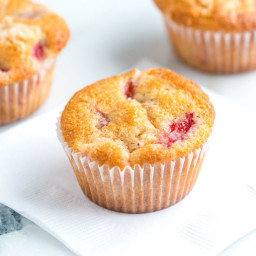 perfect-strawberry-muffins-recipe-2047626.jpg