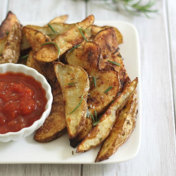 Perfectly Crispy Rosemary Baked Fries