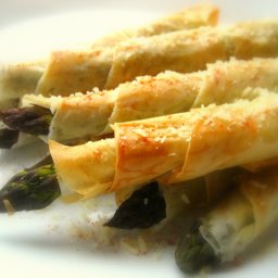 Phyllo wrapped asparagus