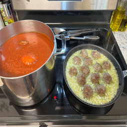Pierrette’s Spaghetti Sauce and Meatballs