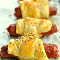 Pigs in a Blanket with Cheese Dip