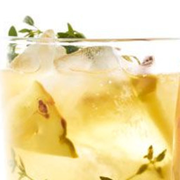 Pineapple and Thyme Iced Tea