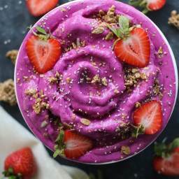 Pink Galaxy Smoothie Bowl with Pitaya and Bell Pepper