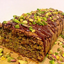 Pistachio Cake Without Flour and Butter