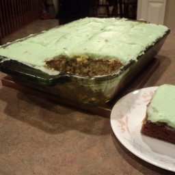pistachio-pudding-cake.jpg