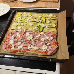 Pizza with ham/ zucchini (Bonci) 8/10👏