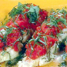 poached-halibut-with-tomato-and-basil-1308917.jpg