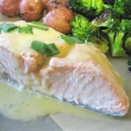 Poached Salmon with Hollandaise Sauce Recipe