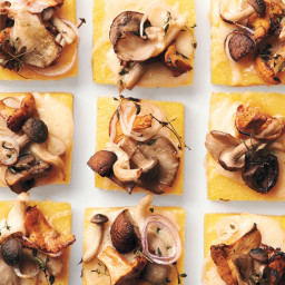 polenta-squares-with-wild-mushrooms-and-fontina-2159353.jpg