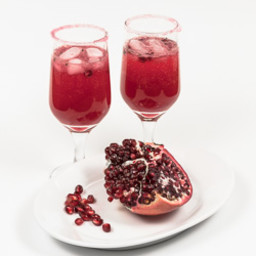 Pomegranate-Ginger-Chile Nojito Cocktail