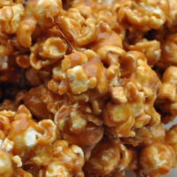 Popcorn-Peanut Munch