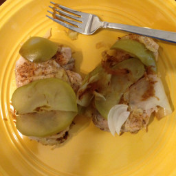 Pork Chops with Apples, Onion and Sauerkraut