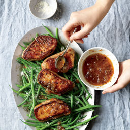 Pork chops with fig sauce and Parmesan green beans