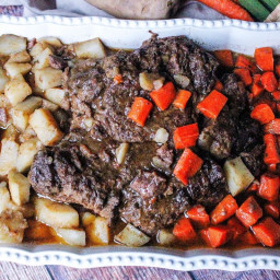 Pot Roast With Carrots & Potatoes