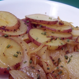 Potato and Onion Skillet Fry