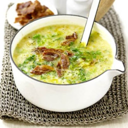 Potato and Savoy cabbage soup with bacon