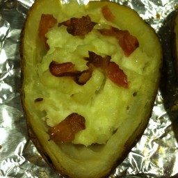 Potatoes Stuffed with Cheddar Cheese and Bacon