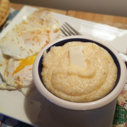 Pressure Cooker Southern Cheesy Grits