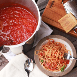 Pressure Cooker Tomato Sauce Recipe