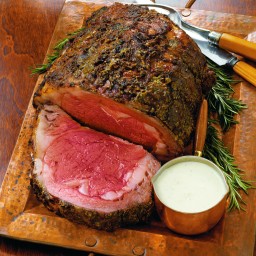 Prime Rib with Garlic and Blue Cheese Dressing