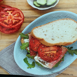 Prosciutto and tomato sandwiches