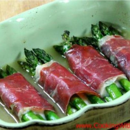 Prosciutto wrapped Asparagus with Fontina