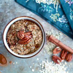 Protein-Packed Hemp and Maple Pecan Oatmeal